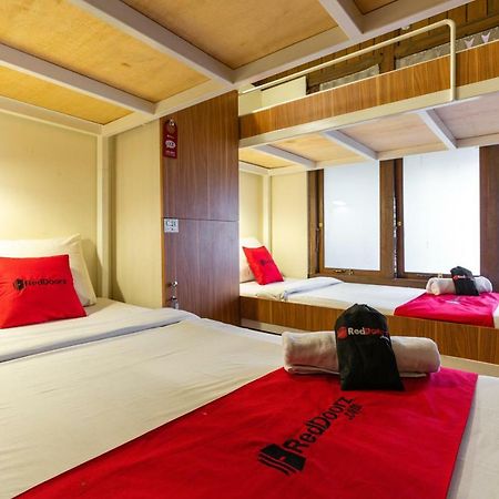 Reddoorz Hostel @ Dago 2 Bandung Exteriér fotografie