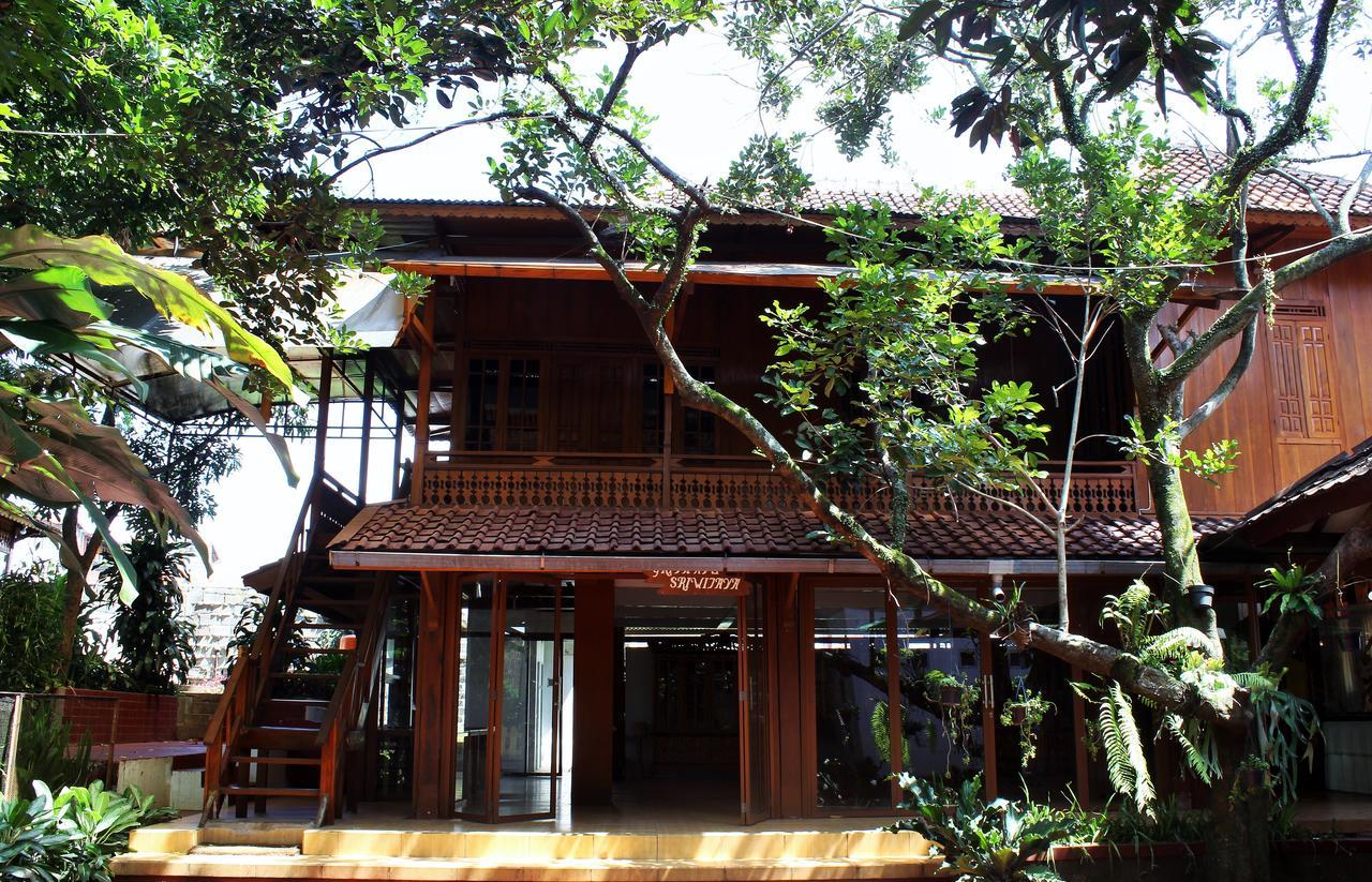 Reddoorz Hostel @ Dago 2 Bandung Exteriér fotografie